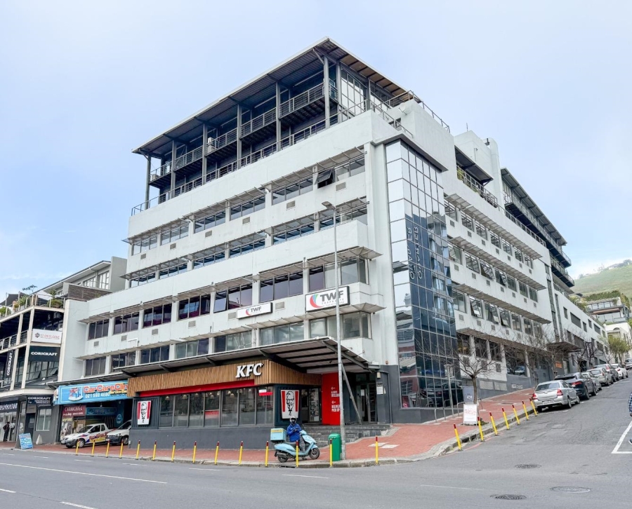 To Let commercial Property for Rent in Green Point Western Cape